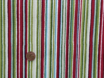 Tissu patchwork beige, rouge, vert et bleu Tissu patchwork beige, rouge, vert et bleu