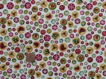 Tissu patchwork Noel beige, rouge, jaune et vert Tissu patchwork Noel beige, rouge, jaune et vert
