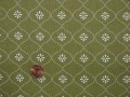 Tissu patchwork vert, beige et rouge