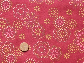 Tissu patchwork rouge, marron et beige Tissu patchwork rouge, marron et beige