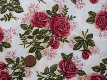 Tissu patchwork beige, vert et rose Tissu patchwork beige, vert et rose
