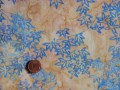 Tissu patchwork Batik beige et bleu